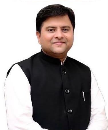 Dr. Rajender